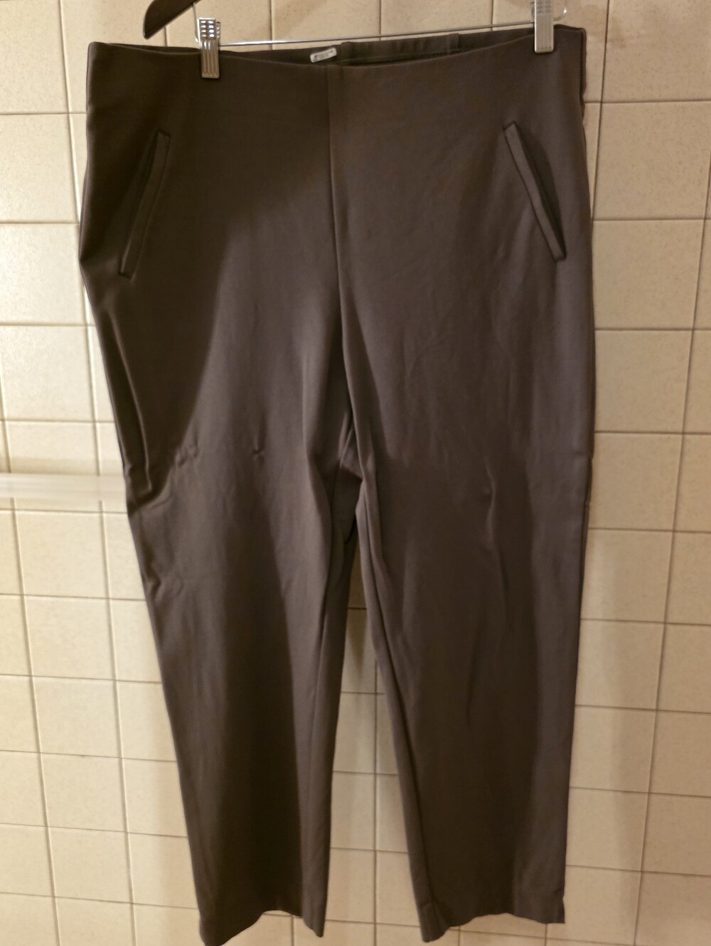 Chicos Wimans Stretch Ponte Pull-On Pants in Dark Brown